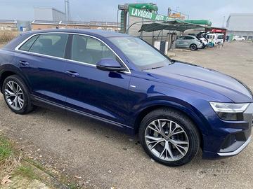 Audi q8 5.0 tdi quattro