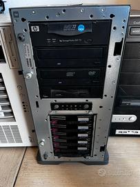 HP Server con StorageWorks DAT72 e Hard Disk SCSI