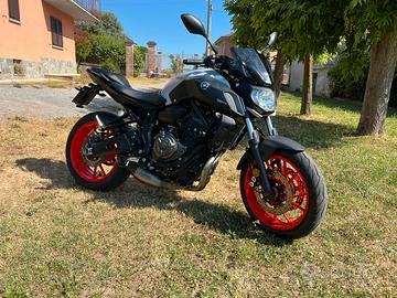 Yamaha mt-07