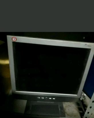 monitor pc HYUNDAI L50S lcd per pc desktop vecchio