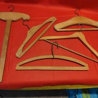 Grucce porta abiti antichi