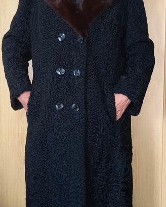 Cappotto di pelliccia Astrakan vintage usato