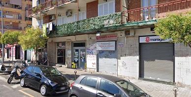 NEGOZIO A SAN GIORGIO A CREMANO