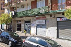 NEGOZIO A SAN GIORGIO A CREMANO