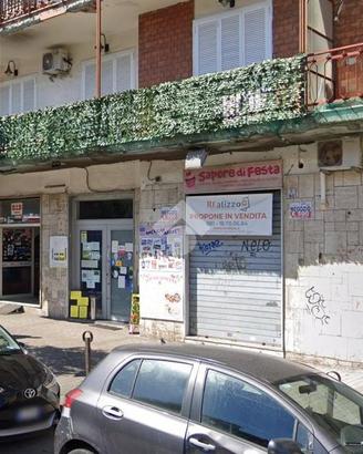 NEGOZIO A SAN GIORGIO A CREMANO