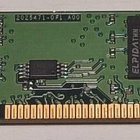 Stick RAM Kingston 2 GB DDR3-1066 per desktop