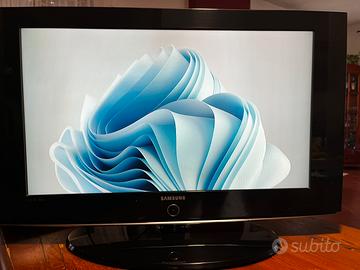 Samsung TV LCD 32”