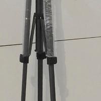 Treppiedi Titan h 1,40, mai usato