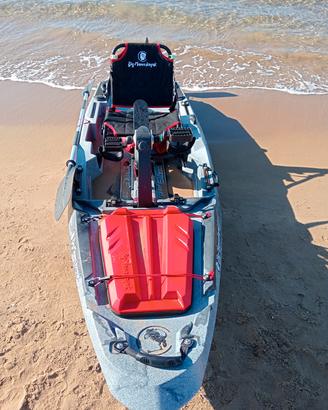 kajak a pedali, da pesca 