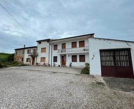 Ronco all'adige centro: casa singola di campagna