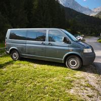Volkswagen T5