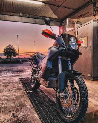 ktm 990 Adventure LC8