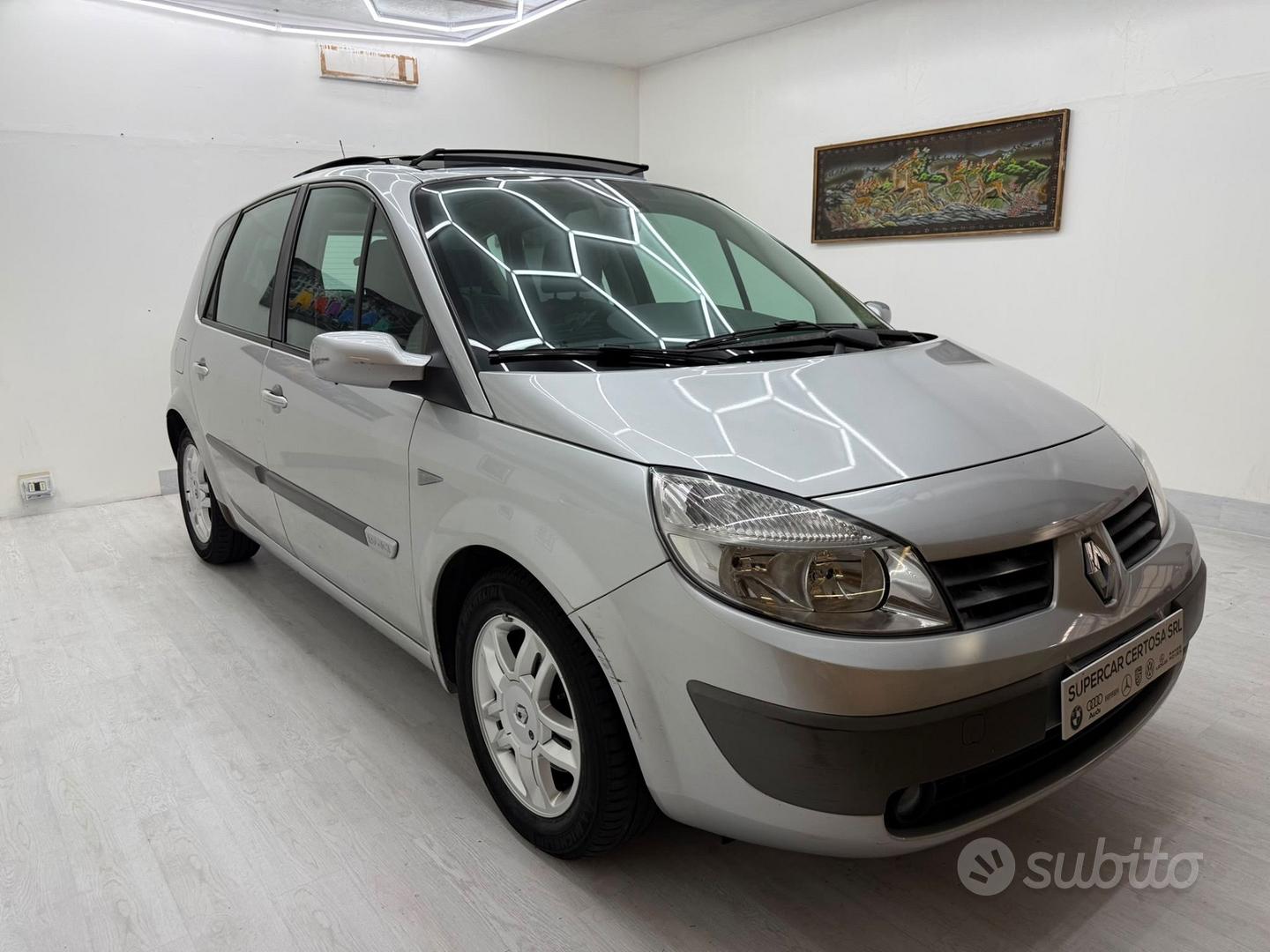 Renault Scenic 2005 photo 2