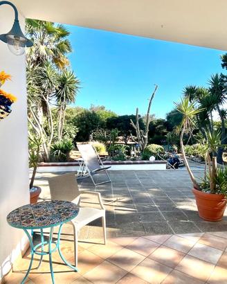 Villa con spazio esterno a 500 m dalle spiagge sab