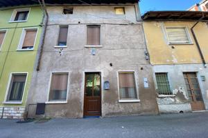 RUSTICO A BORGO SAN GIACOMO