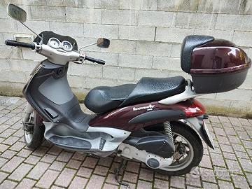 Piaggio Beverly 200