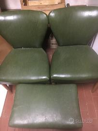 2 poltrone piu panchetto in pelle