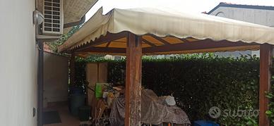 Gazebo in legno usato