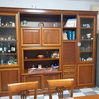 Mobile soggiorno vetrina