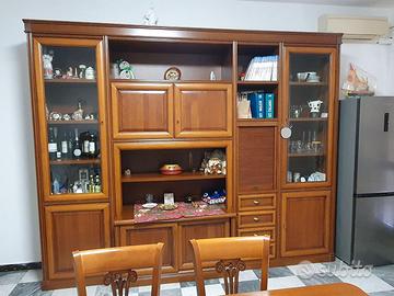 Mobile soggiorno vetrina