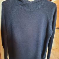 Maglia con cappuccio