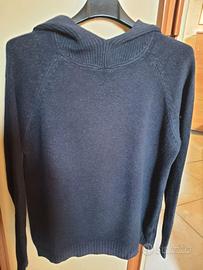 Maglia con cappuccio