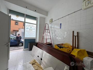 NEGOZIO A ROMA
