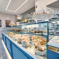 Arredamento completo per pasticceria/bar/gelateria