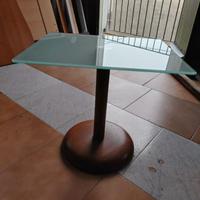 tavolino salotto e specchio bagno 