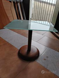 tavolino salotto e specchio bagno 