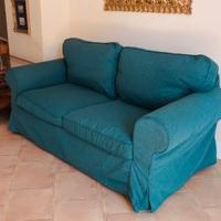 Divano Ikea sfoderabile verde.