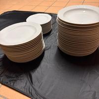 Servizio piatti 24 persone in porcellana