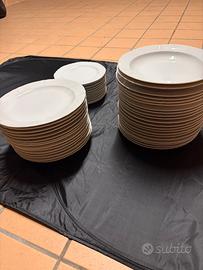 Servizio piatti 24 persone in porcellana