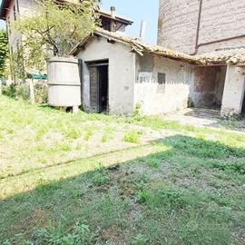 Cielo-Terra con scoperto e box auto, N/386