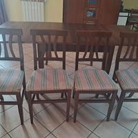 Tavolo e sedie in ciliegio 