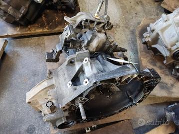 Cambio FIAT PUNTO 3 1242cc 8V del 2005
