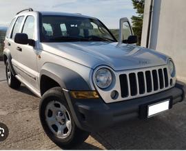JEEP Cherokee - 2006