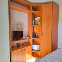 Angolo armadio + libreria