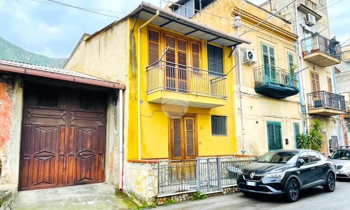 3 LOCALI A PALERMO