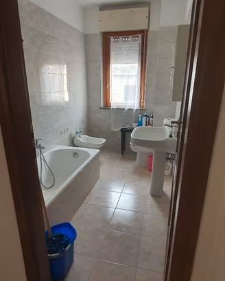3 camere in appartamento