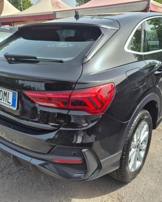 Audi Q3 SPB 45 TFSI e S tronic line edition