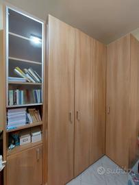 armadio angolare con colonna libreria