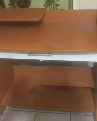 mobiletto per Pc e stampante 