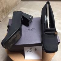 Scarpe firmate usate