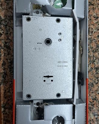 Serratura CISA 57515-28