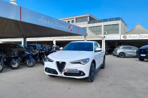 Alfa Romeo Stelvio 2.2 Turbodiesel 210 CV AT8 Q4 E