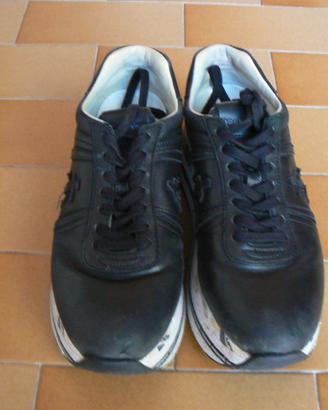 premiata modello Conny