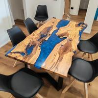 🌿 Tavoli artigianali in legno e resina 