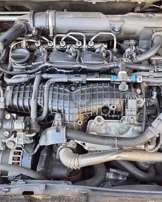 Volvo v40 2017 - d4204t8