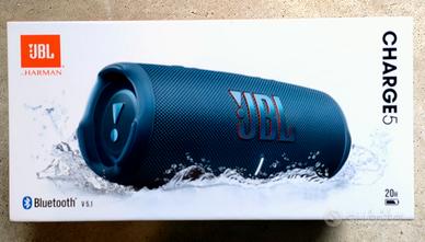 JBL Charge 5 Blue+ accessori 